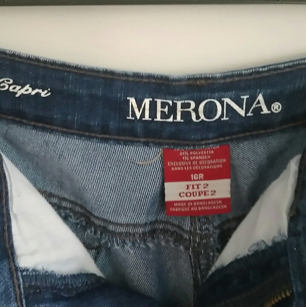 Marina Capri's